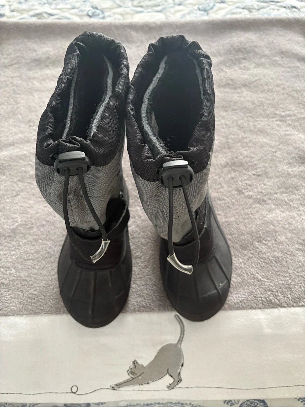 Columbia Kids Black and Gray Waterproof Snow Boots Size 1
